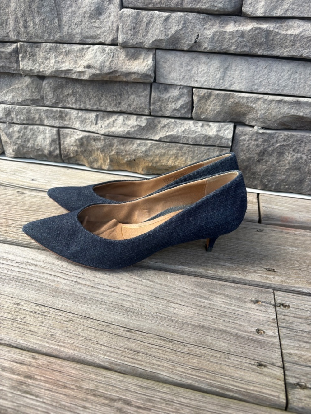 Vionic Josie kitten heel, denim 9.5 M - Picture 2 of 7